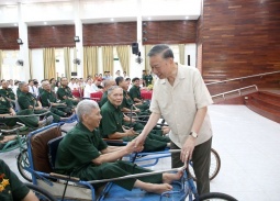 Tổng Bí thư, Chủ tịch nước Tô Lâm: Tri ân người có công là thước đo tính nhân văn của chế độ