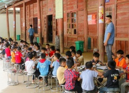 Thủ tướng yêu cầu hoàn thành xây dựng trường nội trú vùng biên trước 30/8