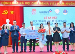 Ban Tổ chức Festival Huế và VietinBank ký kết hợp đồng tài trợ Cuộc thi “Nữ hoàng Trang sức Việt Nam 2026”