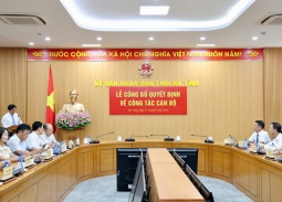 Hà Tĩnh: Bổ nhiệm, giao quyền 5 cán bộ lãnh đạo