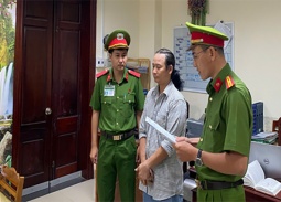 Ông chủ cửa hàng nổi tiếng giữa trung tâm Cần Thơ bị khởi tố