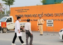 Sáng nay, 326 thí sinh Tuyên Quang bước vào kỳ thi lại tốt nghiệp THPT