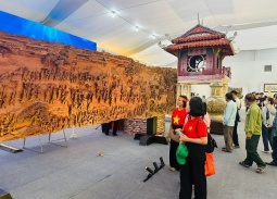 Hà Nội hỗ trợ 84 làng nghề xây dựng thương hiệu: Đưa 'di sản sống' vươn tầm quốc tế
