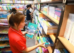 Bộ Giáo dục và Đào tạo yêu cầu bảo đảm cung ứng đủ sách giáo khoa trước ngày 30/8
