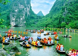 Ninh Bình: Tạm dừng nhiều hoạt động du lịch để bảo đảm an toàn trước bão số 4