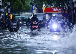 Dự báo thời tiết ngày 24/8: Ảnh hưởng bão số 4, Bắc Bộ có mưa to đến rất to
