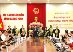 Quảng Ninh trao quyết định đầu tư 16 dự án với tổng vốn khoảng 16.075 tỷ đồng