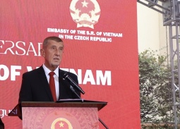 Trưng bày chuyên đề “Chủ tịch Hồ Chí Minh - Hành trình kết nối và lan tỏa tinh thần đoàn kết quốc tế” tại Cộng hoà Séc