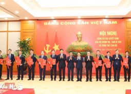 Bộ Chính trị, Ban Bí thư công bố loạt quyết định về công tác cán bộ
