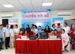Hà Nội ra mắt mô hình “Nhà họp số', đưa chuyển đổi số đến gần người dân