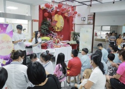 “Dệt Mộng Đêm Rằm”: CLB Tình nguyện Việt Đức mang Tết Trung thu đến các em nhỏ tại Khoa Nhi, Bệnh viện Bạch Mai 