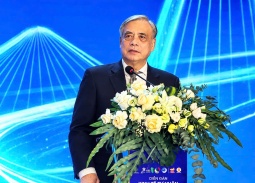 PGS.TS Trần Đình Thiên: Miền Trung cần biến lợi thế thành những dòng chảy kinh tế