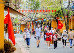 Đề xuất cơ chế, chính sách đặc thù đưa du lịch thành ngành kinh tế mũi nhọn