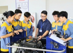 Giáo dục nghề nghiệp cần gắn đào tạo với dữ liệu và việc làm