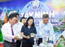 Khai mạc hội chợ triển lãm sản phẩm công nghiệp nông thôn tiêu biểu khu vực phía Nam 2026