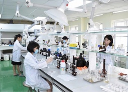 Bộ Nội vụ đề xuất miễn thuế thu nhập cá nhân 5 năm và cấp Thị thực nhân tài Việt Nam