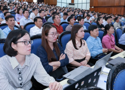 Chủ tịch UBND tỉnh Thanh Hoá yêu cầu người đứng đầu địa phương chịu trách nhiệm về rà soát vị trí việc làm