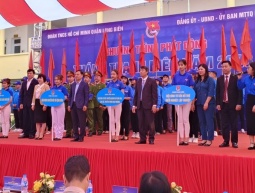 Hà Nội: Đoàn viên, thanh niên quận Long Biên hăng hái lập nhiều thành tích trong tháng thanh niên