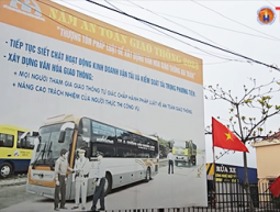 Quản lý Bến xe khách Giao Thủy có lạm quyền đóng dấu cấp lệnh xuất bến đỗ?