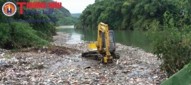 Hà Giang: Hàng trăm tấn rác thải được đổ thẳng xuống sông?