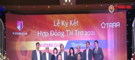 Lễ ký kết hợp tác tài trợ giữa thương hiệu bluestone và CLB bóng đá Vstars