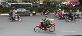 Điểm nóng: Xe ôm công nghệ - 'mặc kệ' luật giao thông