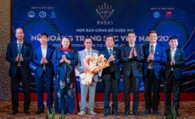 Nghệ nhân Nguyễn Văn Bốn và câu chuyện đằng sau vương miện Vân Phong Phượng Vũ