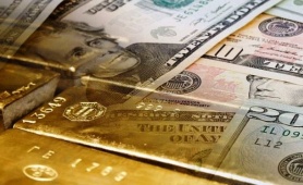Giá vàng và ngoại tệ ngày 14/8: Vàng ổn định trở lại, USD tiếp tục suy yếu