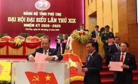 Phú Thọ: 53 Đồng chí được bầu vào Ban chấp hành Đảng bộ tỉnh nhiệm kỳ mới
