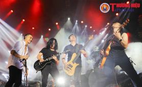 Bức Tường 'đốt cháy' sân khấu Đại học Xây dựng trong liveshow 'Trở về'