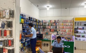 Tạm giữ trên 4.000 phụ kiện điện thoại không rõ nguồn gốc