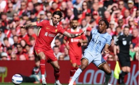 Liverpool đăng quang giải Ngoại hạng Anh 2024/2025: Khúc khải hoàn rực rỡ tại Anfield