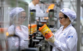 Thị trường nước ngoài lần đầu tiên đóng góp trên 20% doanh thu của Vinamilk