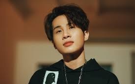 Ca sĩ Jack bị phạt 55 triệu đồng, cấm biểu diễn trong 9 tháng