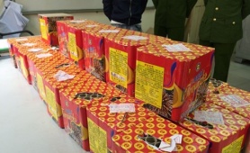 Hà Nội tăng cường quản lý hoạt động kinh doanh pháo hoa dịp cuối năm