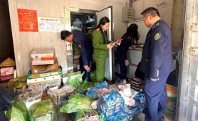 Thanh Hóa: Thu giữ hơn 1 tấn thực phẩm không rõ nguồn gốc chuẩn bị tuồn ra thị trường