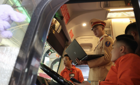 CSGT giám sát trực tiếp hệ thống ATGT của doanh nghiệp nhằm phòng ngừa tai nạn từ sớm