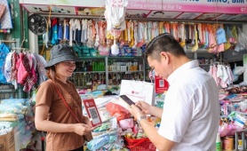 Hộ kinh doanh bắt buộc dùng tài khoản ngân hàng đúng tên đăng ký