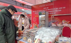 60 gian hàng tham gia Triển lãm thủ công mỹ nghệ mới tại xã Phù Đổng