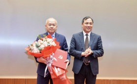 Thứ trưởng Bộ Tài chính làm Phó Bí thư Thành ủy Hải Phòng