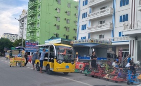 Yêu cầu người lái xe điện ở Khu du lịch Hải Tiến phải có bằng lái B2 trở lên