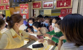 Giá vàng ngày 16/4: Vàng SJC và nhẫn trơn 'bốc hơi' 1,5 triệu đồng/lượng