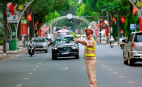 Tăng cường vận tải và bảo đảm ATGT dịp nghỉ Lễ Giỗ tổ Hùng Vương, 30/4 và 1/5