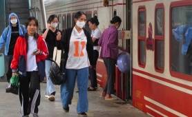 Ngành đường sắt triển khai đổi vé trực tuyến, không cần ra ga