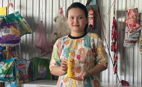 Từ giải thưởng 50 triệu đồng của cô chủ quán trẻ, niềm vui xé nhãn lan khắp xóm nhỏ miền Tây