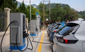 Miễn lệ phí trước bạ 0% cho ô tô điện đến hết năm 2030