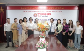 Trung ương Hội Nghệ nhân và Thương hiệu Việt Nam chúc mừng Thương hiệu và Pháp luật nhân ngày 21/6
