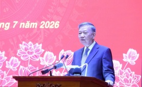 'Không đánh mất niềm tin vào khả năng phục thiện của con người'
