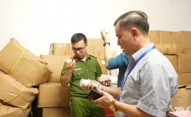 Thái Nguyên: Kiểm tra đột xuất việc chấp hành quy định về sản xuất mỹ phẩm