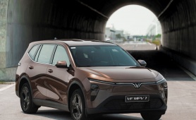 Một chiếc xe cho cả nhà: VF MPV 7 rộng cả 3 hàng ghế, chạy êm, nuôi xe nhàn